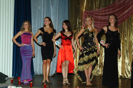 018-Miss_Yniversiteta_2006